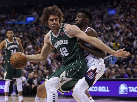 Toronto Raptors at Milwaukee Bucks odds, picks and .